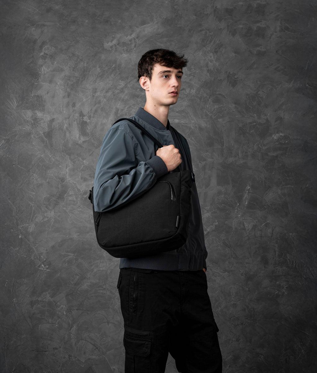 BravoTote12LAxoflux400DRipstopNylonBlack_0024.jpg