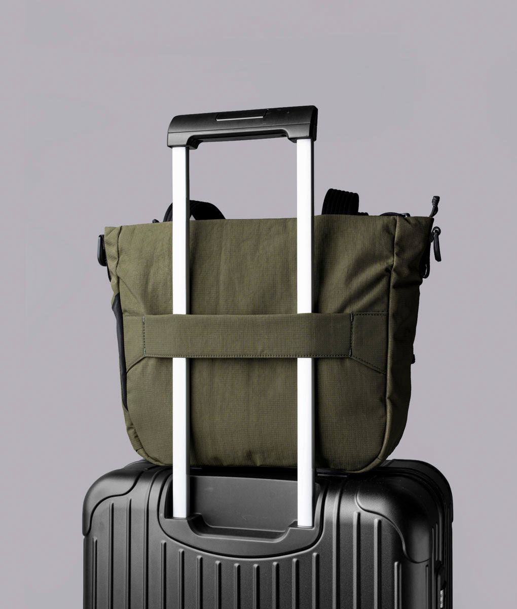 BravoTote12LAxoflux400DRipstopNylonGreen_0011.jpg