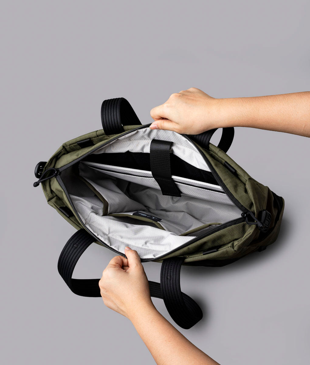 BravoTote14LAxoflux400DRipstopNylonGreen_0018.jpg