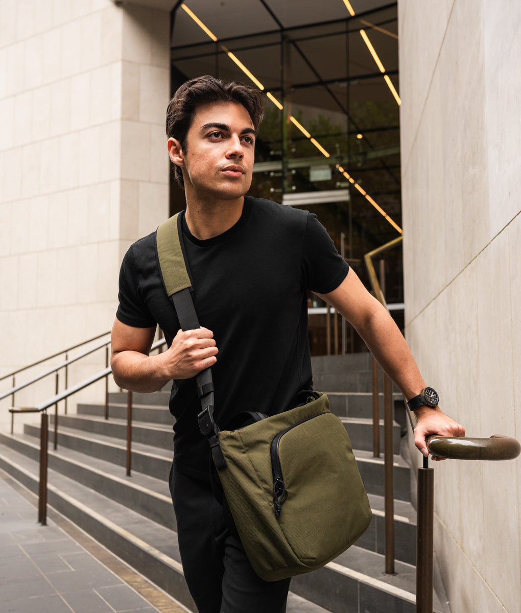 Bravo_Tote_V2_Green_L_WEB-2.jpg