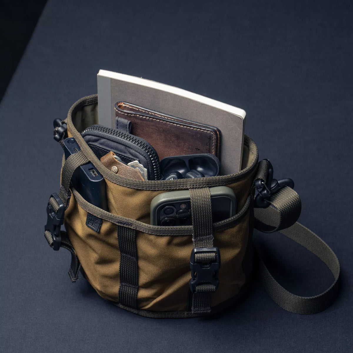 Canteener EDC Utility Sling Bag 2 L