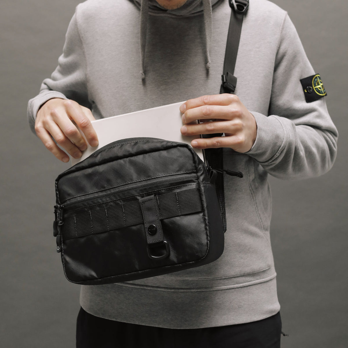 Sling Pouch Large