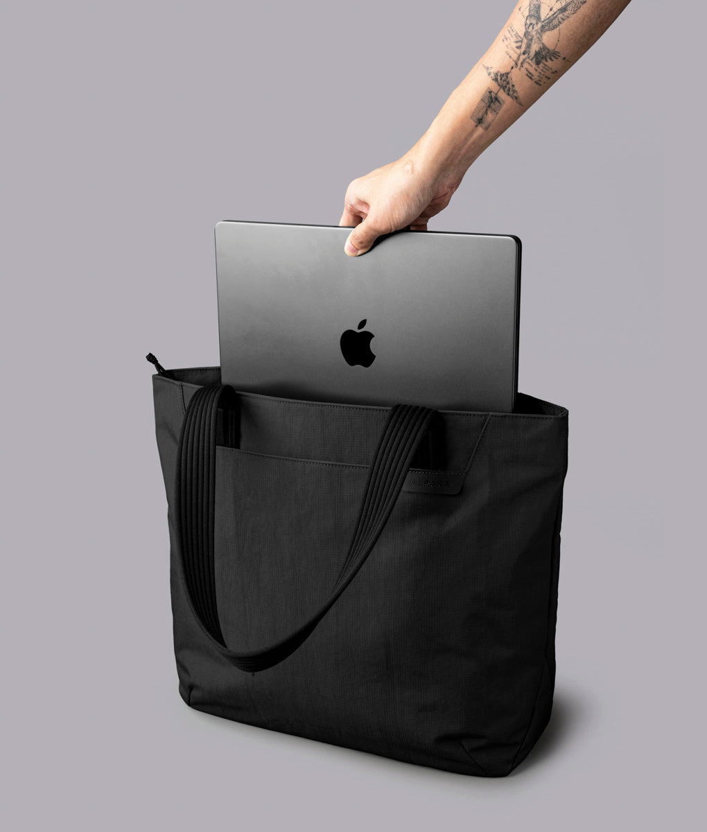 Flight Tote