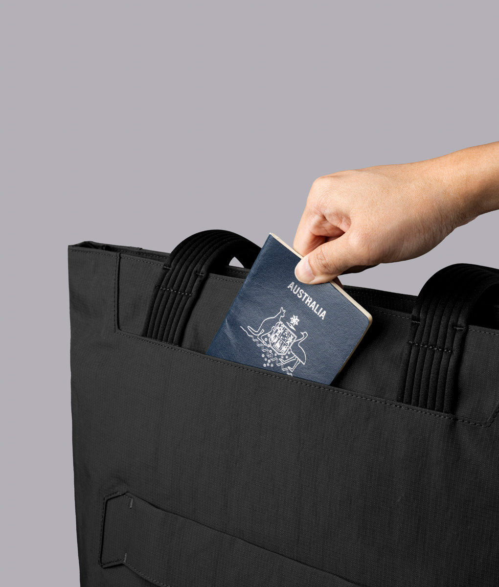 Flight Tote