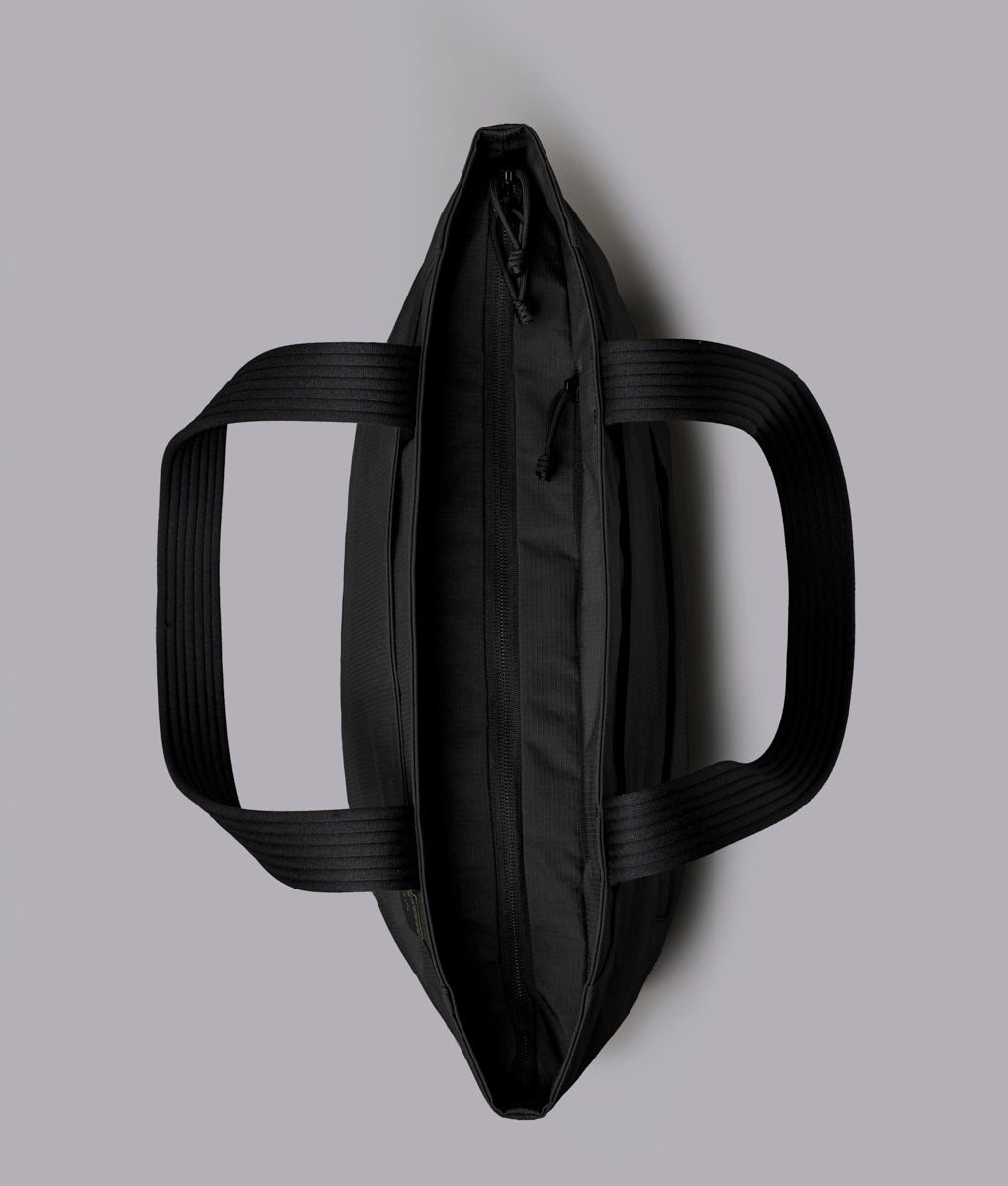 Flight Tote