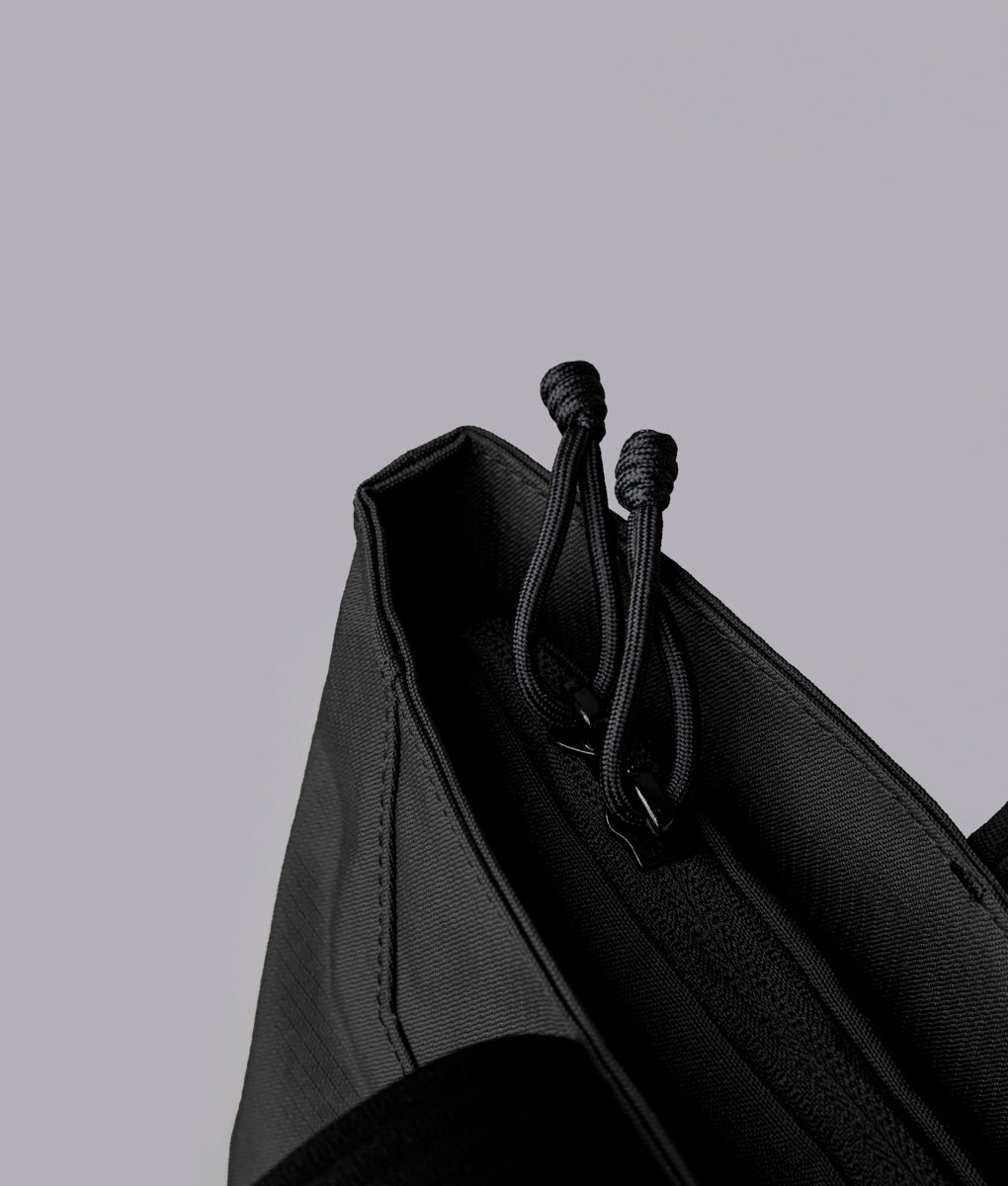 Flight Tote