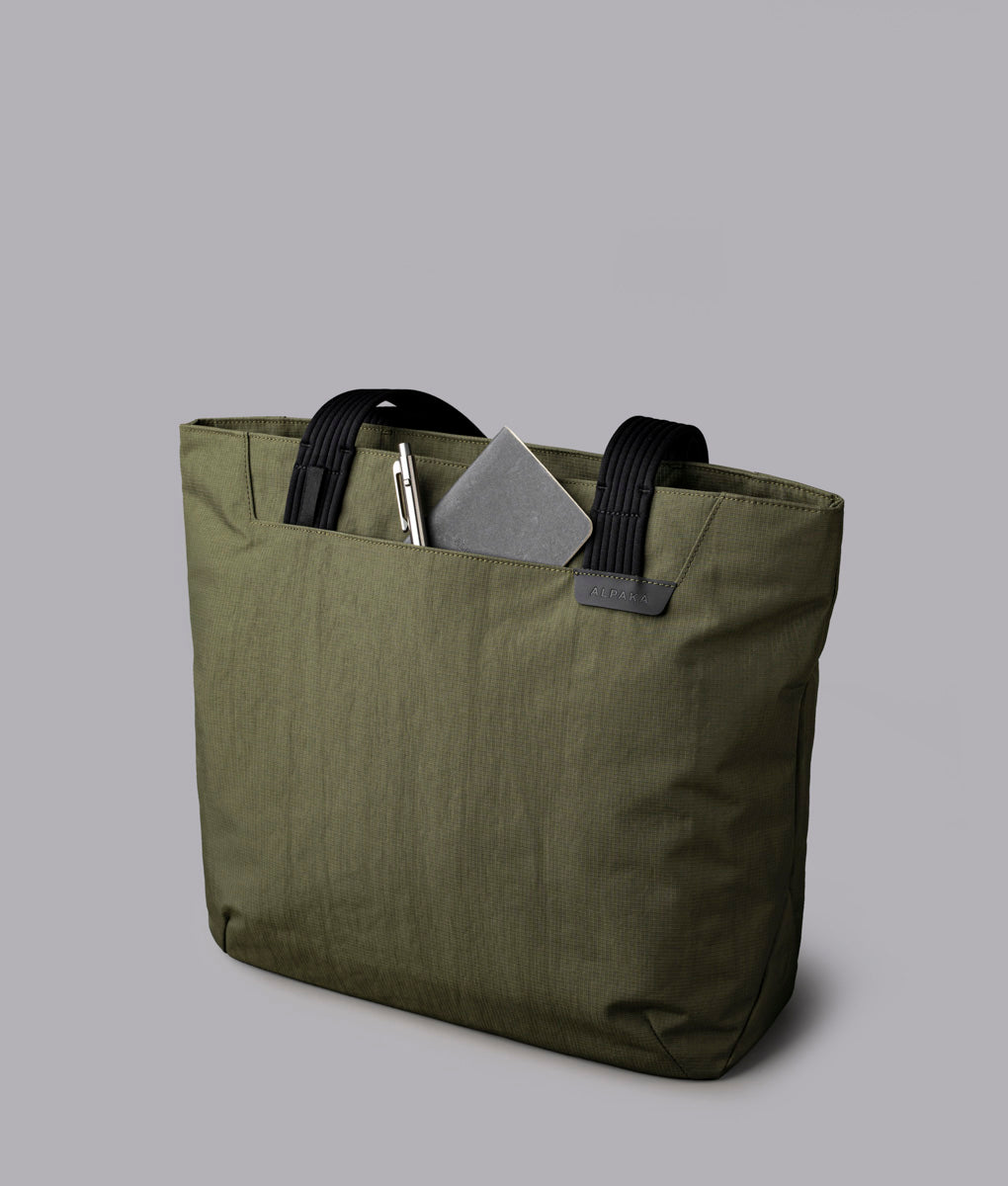 Flight Tote
