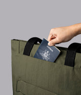 Flight Tote
