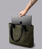 Flight Tote
