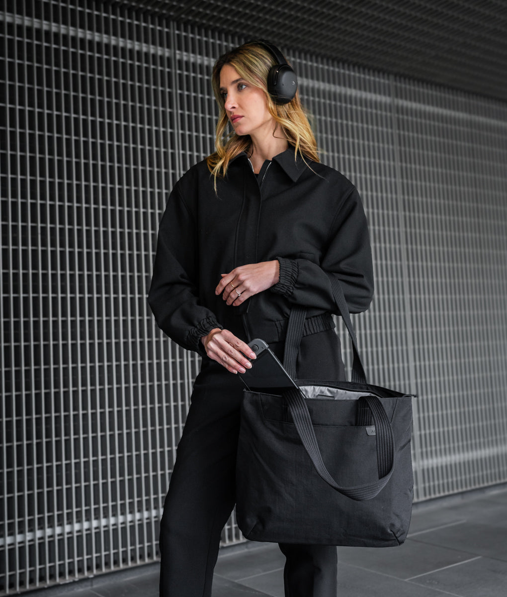 Flight Tote