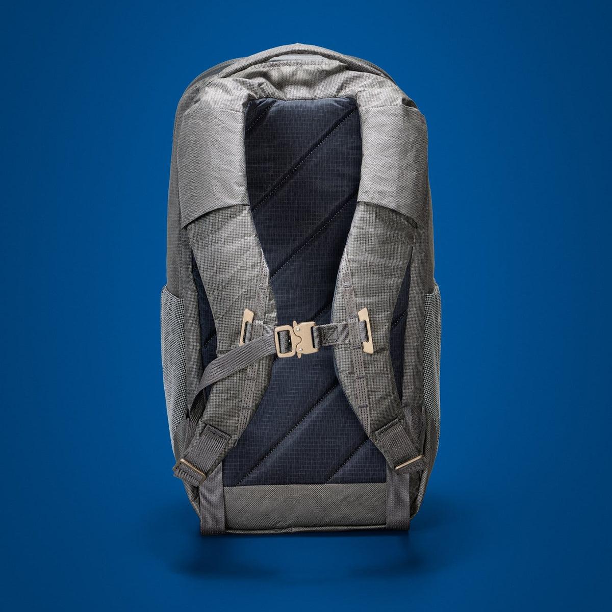Mountain Panel Loader 22 L Kludde Edition