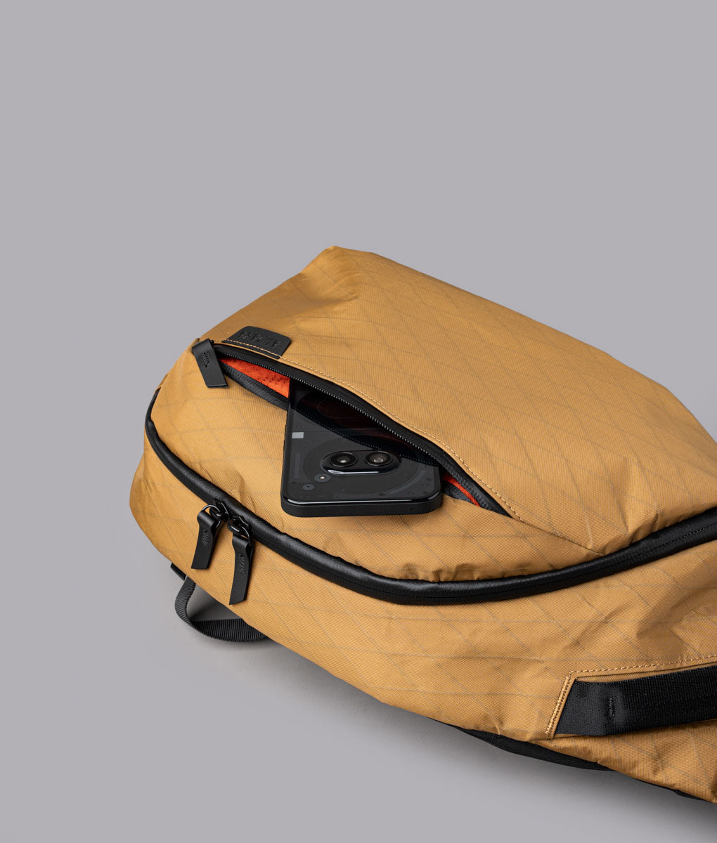 Metro Crossbody