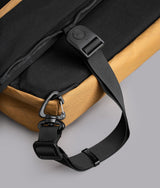 Metro Crossbody