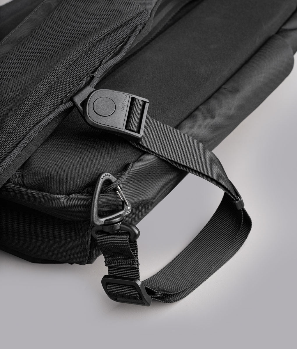 Metro Crossbody
