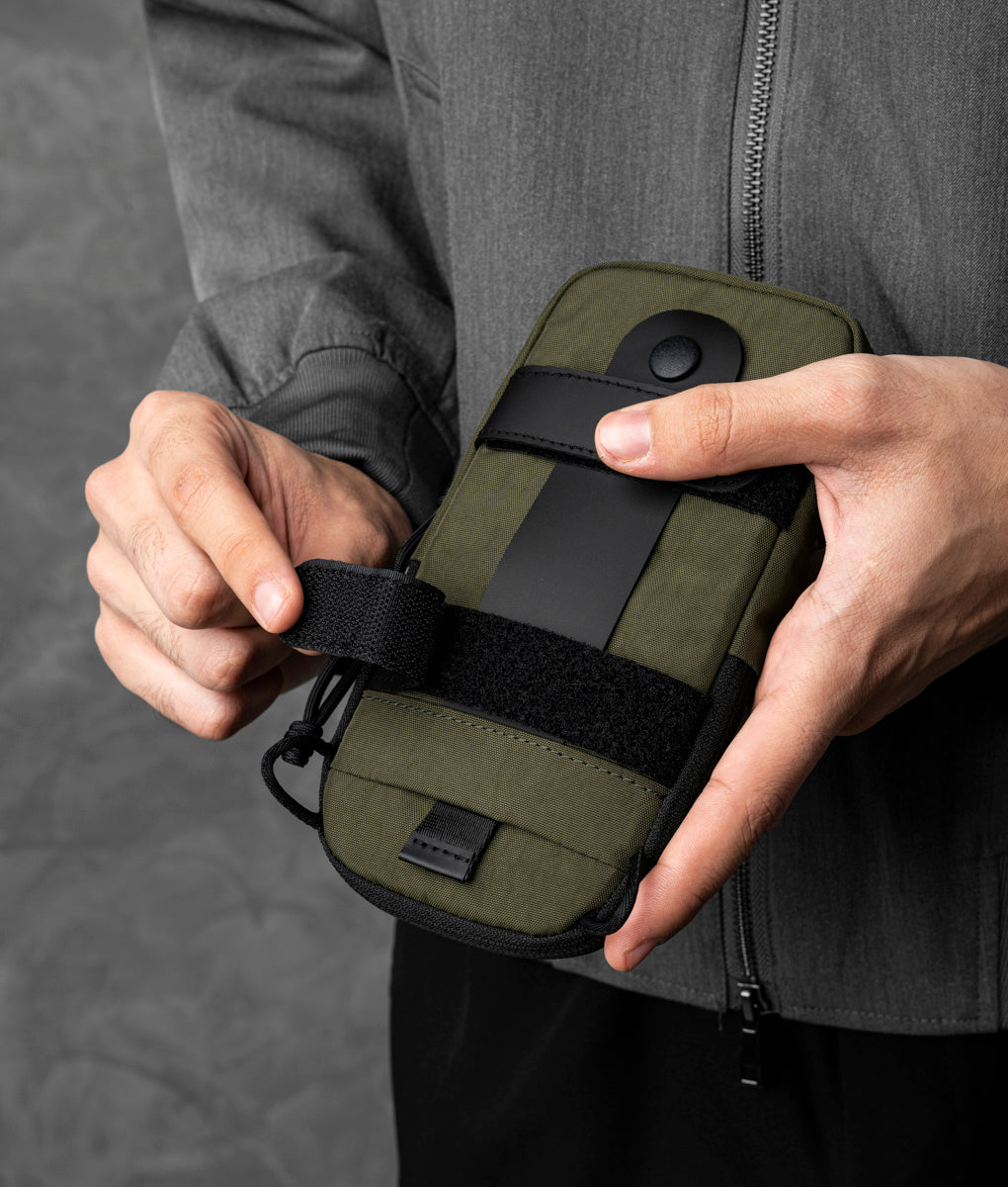 ModularShoulderPocketSlimAxoflux400DGreen_WashedNylon__0024.jpg