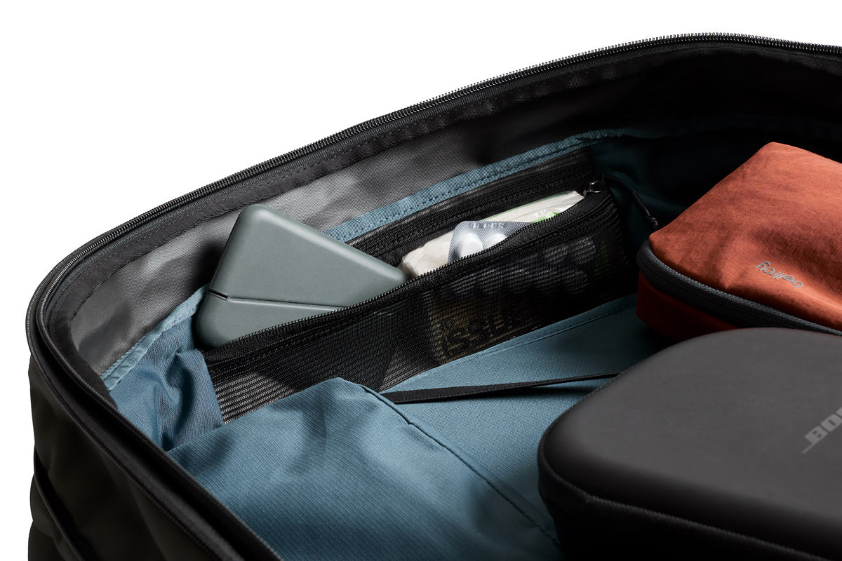 Transit Travel Pack Pro 30-38 L