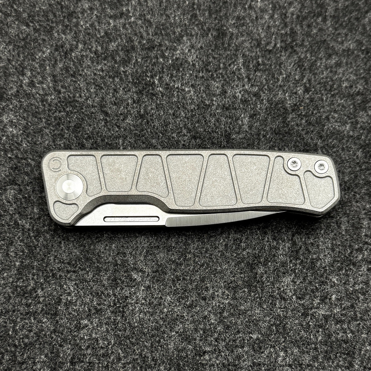CornCraft Neutron Star Era-2 Nail Groove Knife