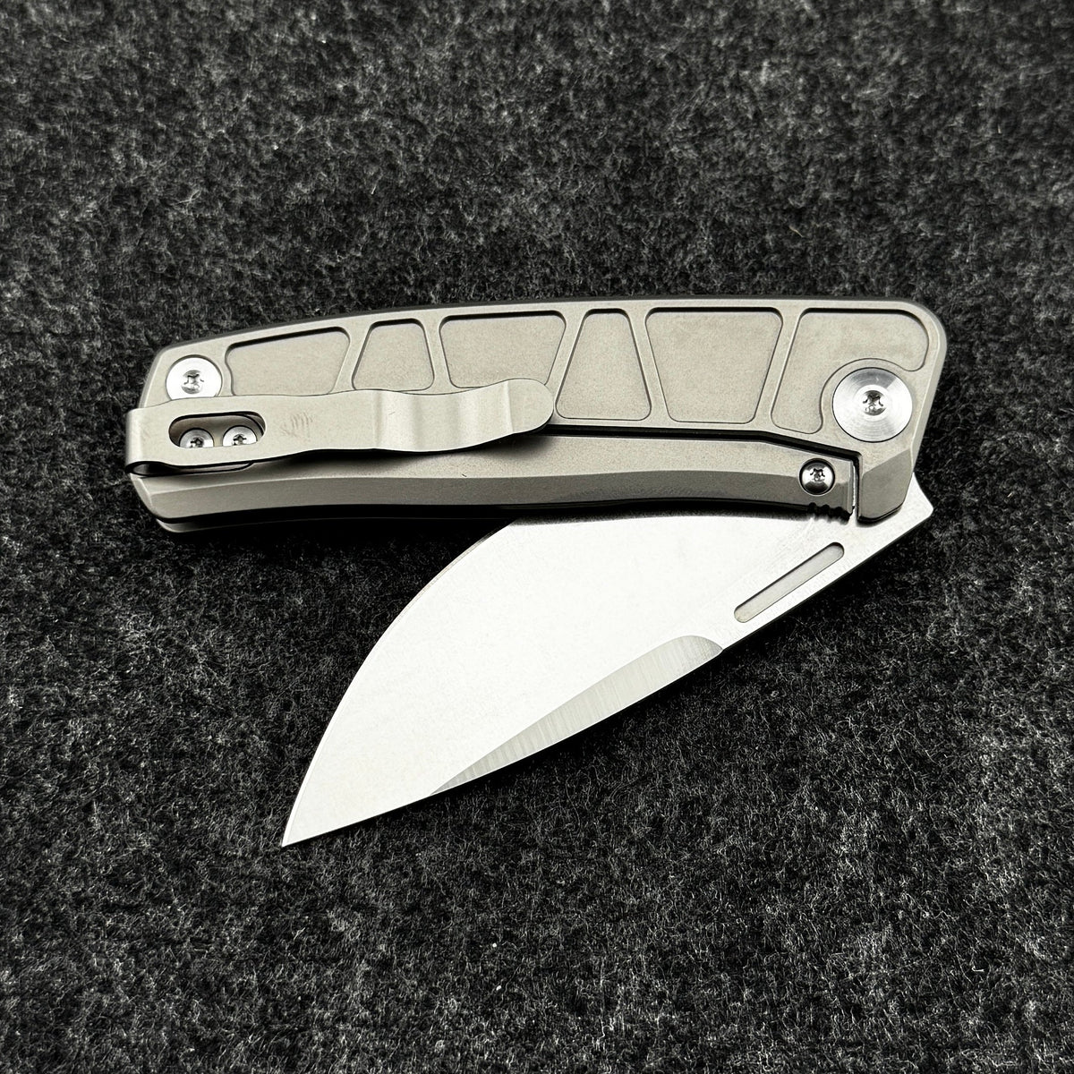 CornCraft Redshift Nail Groove Knife