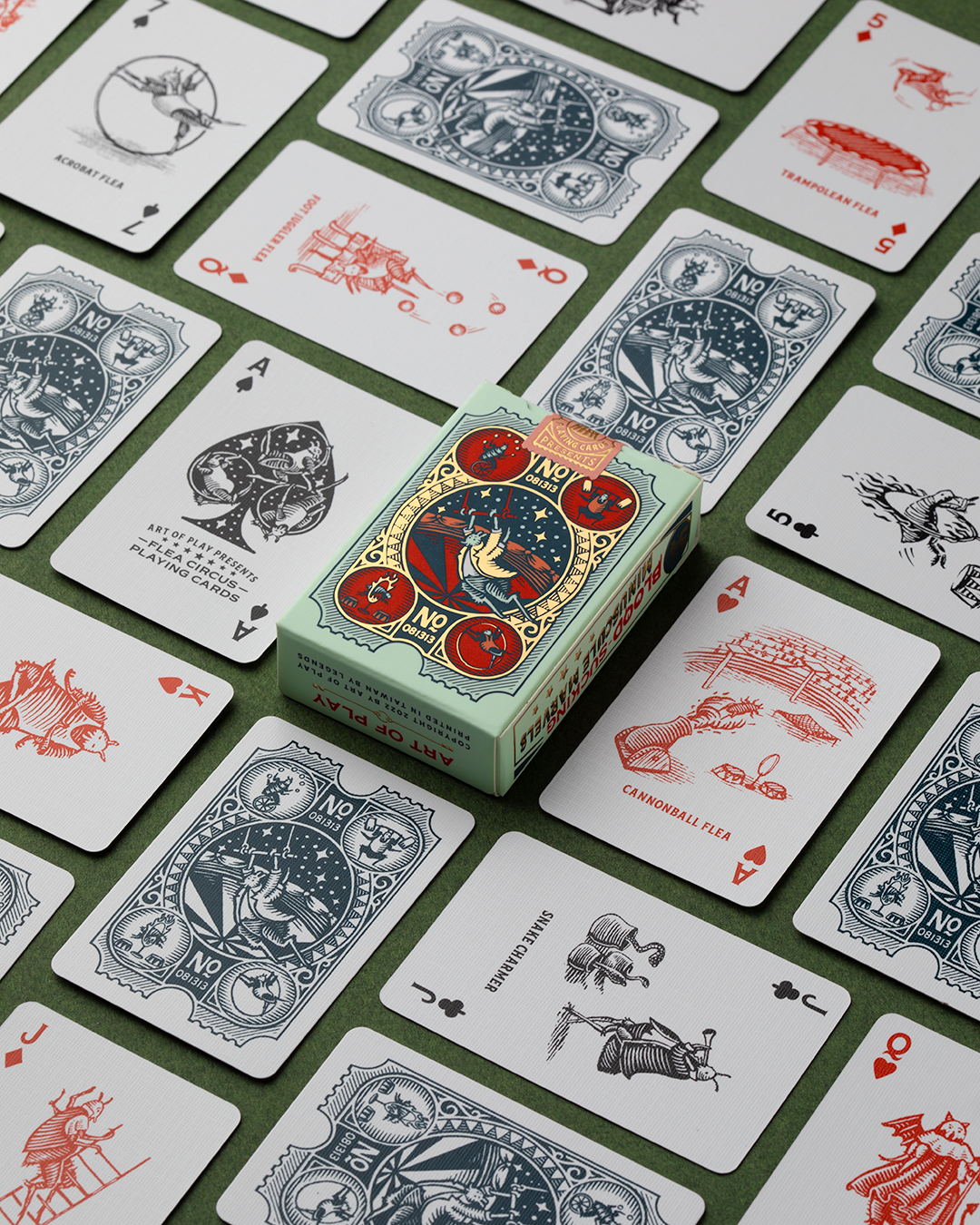 Mini Flea Circus - Pelikortit