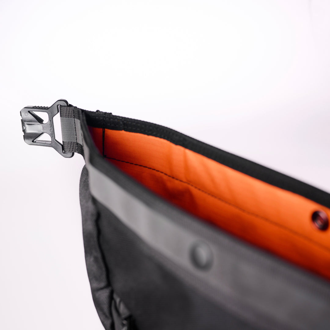 Rolltop 25 Backpack