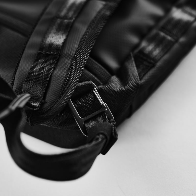 Tech Tote 16