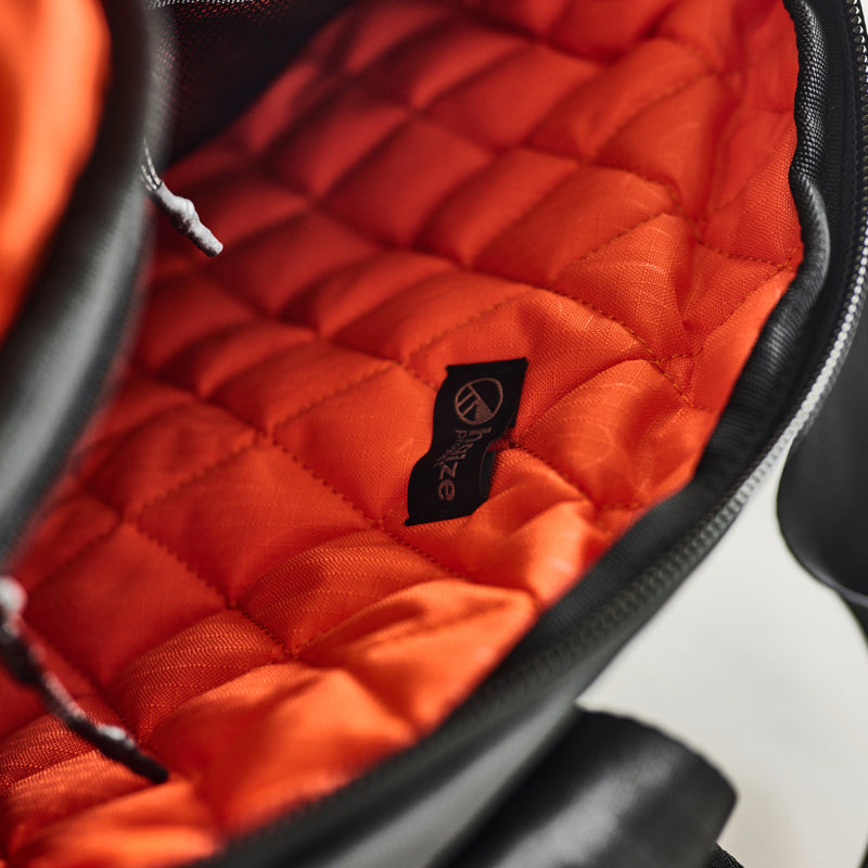 Tech Tote 16