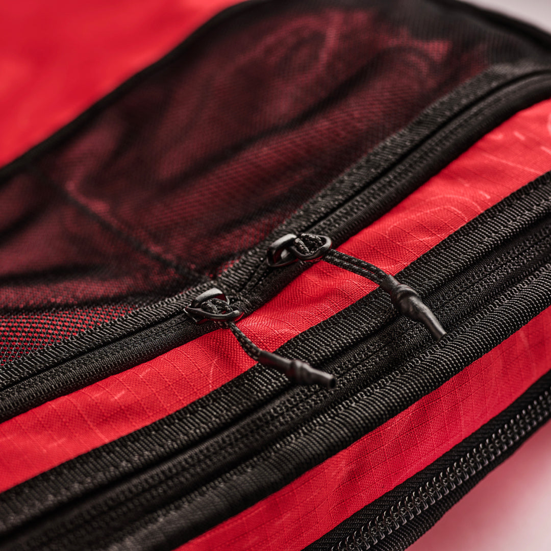 Tech Tote 16
