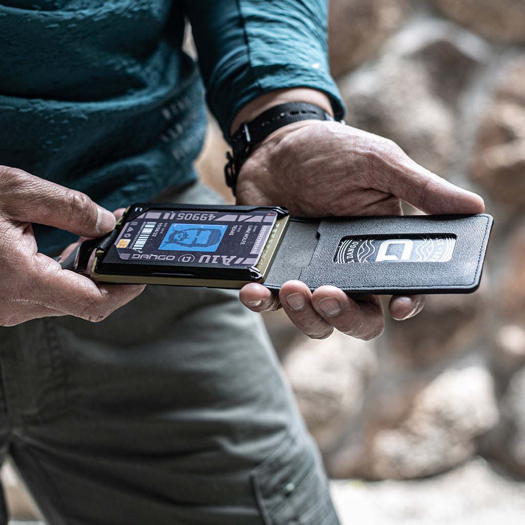 M1 Lite Bifold Wallet