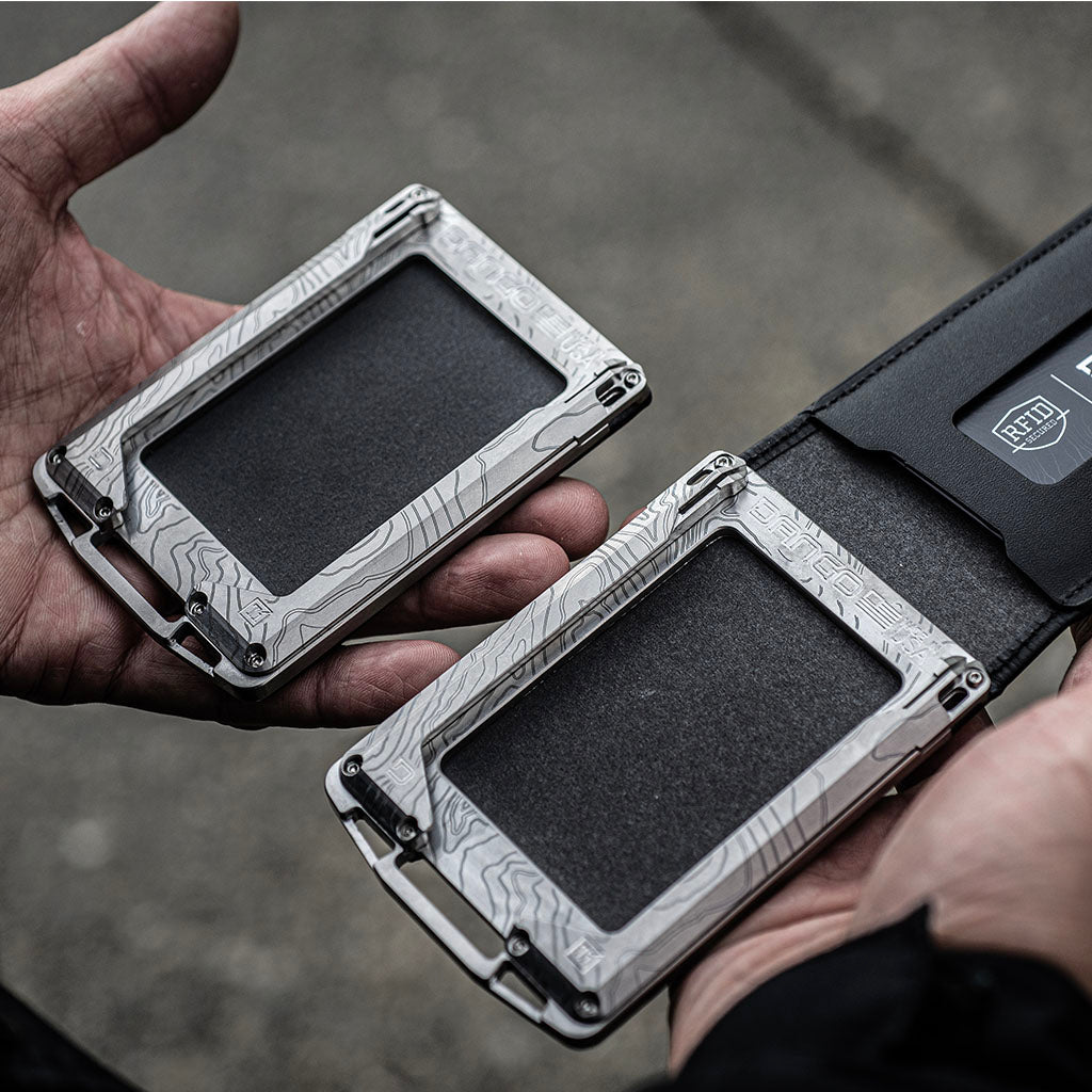 M1 Lite Titanium Rail Wallet