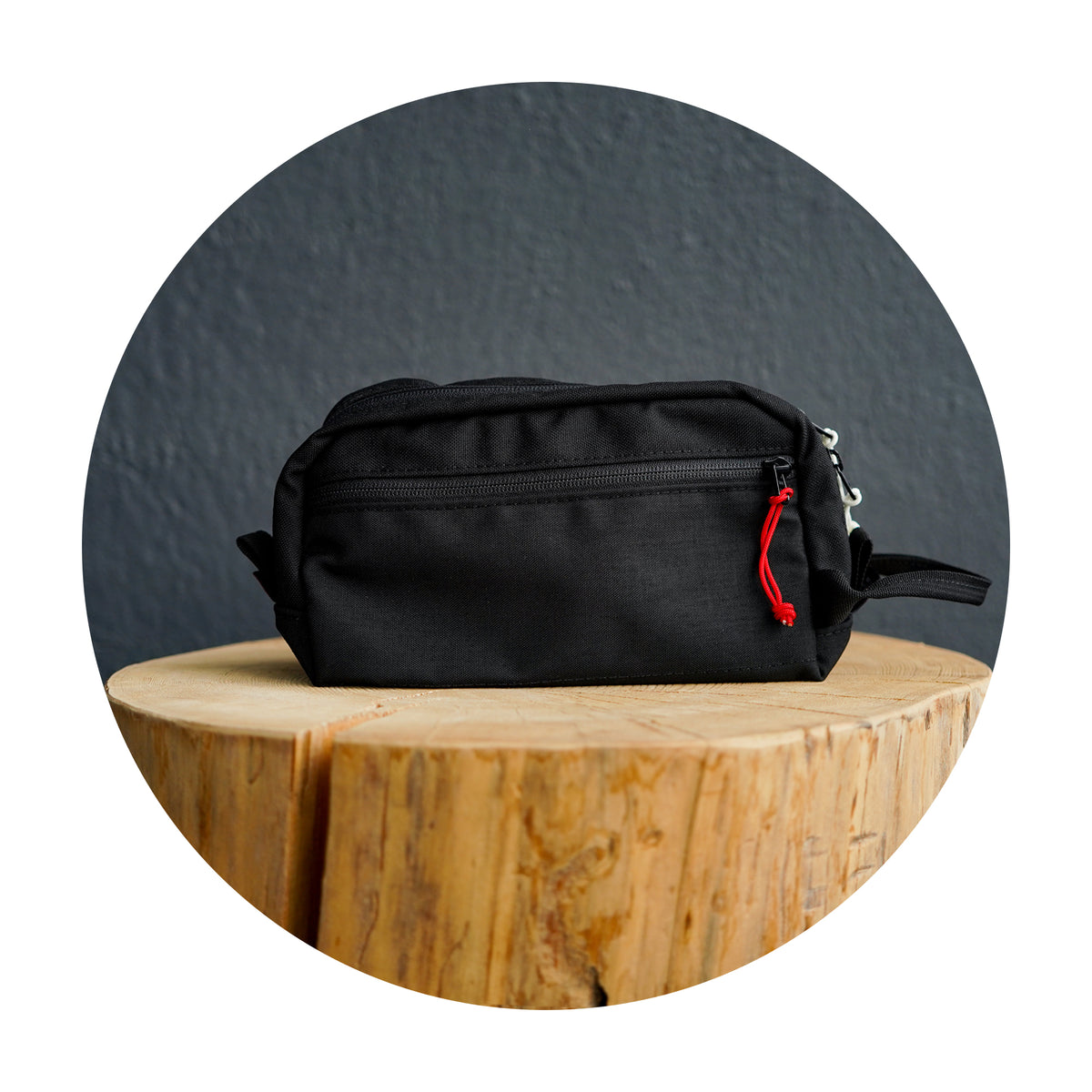 Peak Pouch