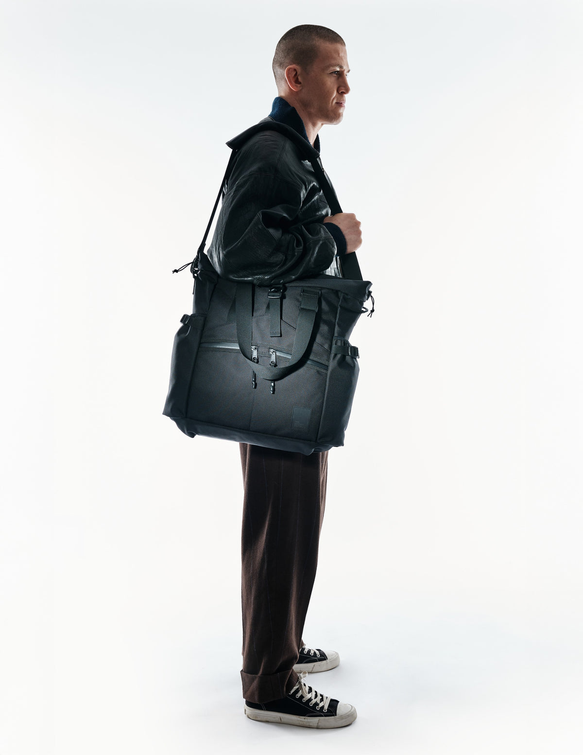 the-brown-buffalo-conceal-tote-laptop-bag-weather-resistant-everyday-use-cordura-1050d-ballistic-nylon-black1_edited.jpg