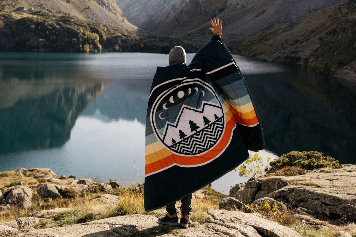 Voited Fleece Blanket