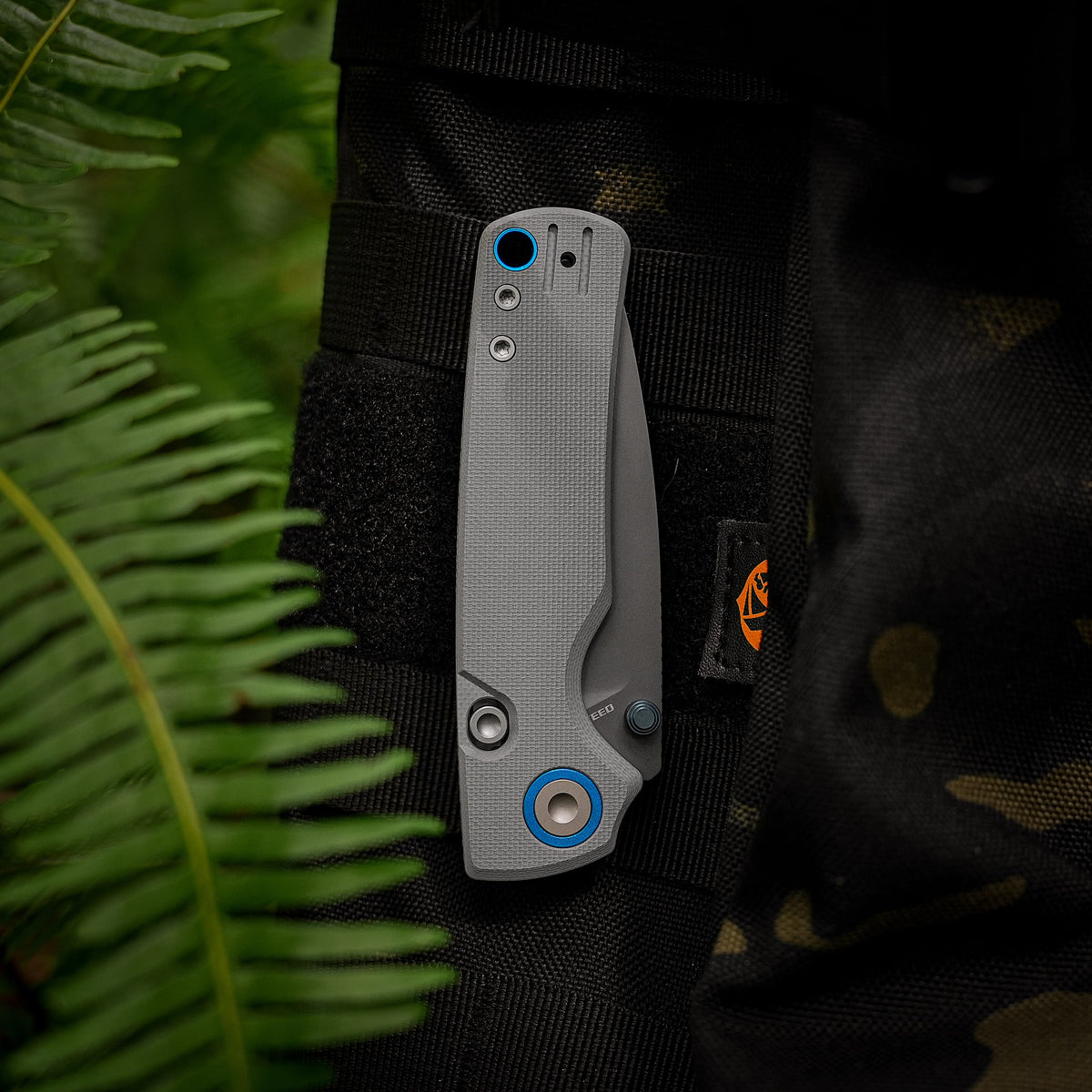 Vosteed Porcupine Thumb Stud Knife
